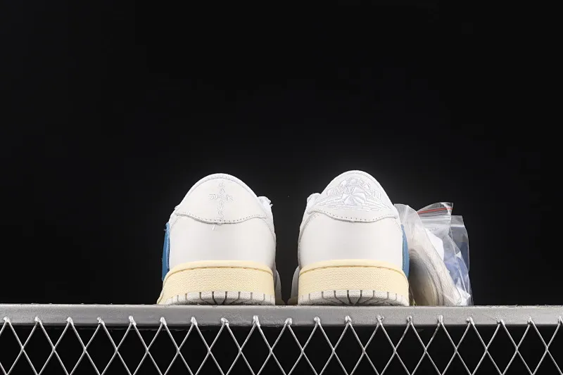 All categories Air Jordan Jordan series basketball shoes Air Jordan 1 Low Travis Scott x Air Jordan 1 Low AJ1 Joe 1 raw rubber white and blue inverted hook low-top cultural sneakers CQ3277-100